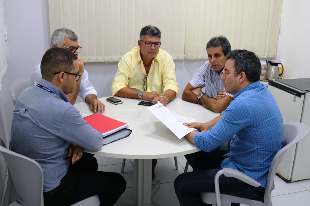 Empresas de ônibus garantem à SMTT que capacitarão funcionários sobre assédio sexual no transporte público - SMTT Aracaju